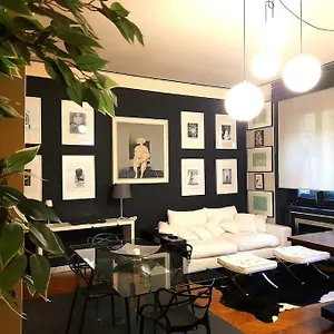 Dimora Vespri , Milano Italia
